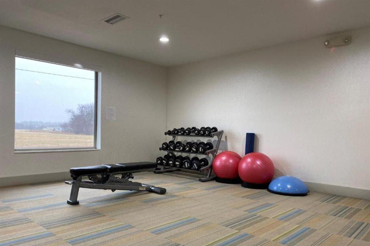 Holiday Inn Express And Suites Hotel - Pauls Valley By Ihg Eksteriør billede